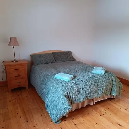 In Guest - 4, Williamstown, Ireland *