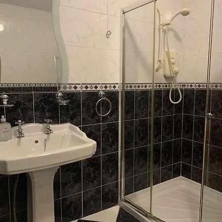 Πανσιόν 4, Williamstown, Ireland Crumlin (Mayo)